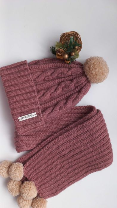 Seturi caciuli fulare handmade pentru adulti