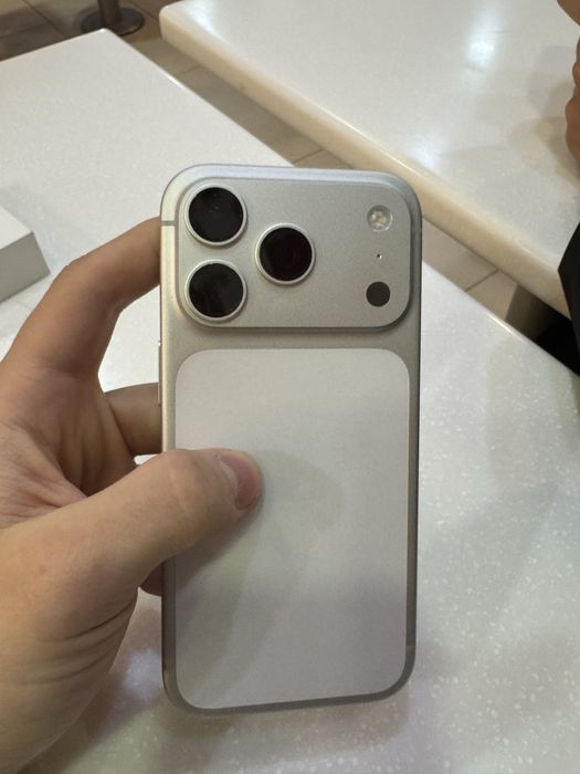 iphone 17 pro 512 100%