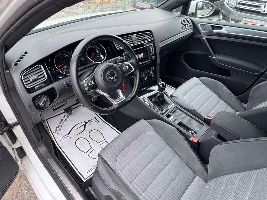 VW Golf 7 2016г 1,6TDI