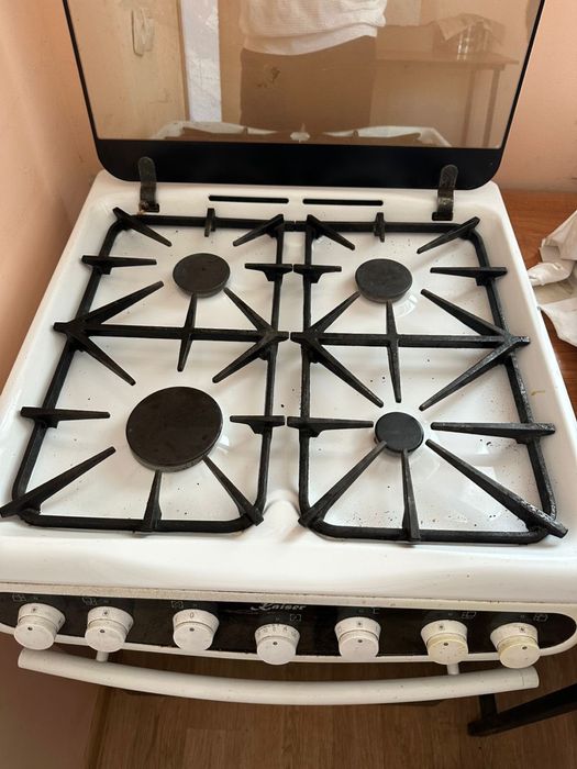 Газовая плита 4 комфорка