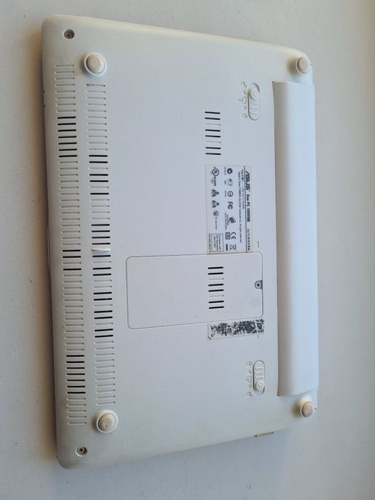 Asus eee pc полностью рабочий с батареей