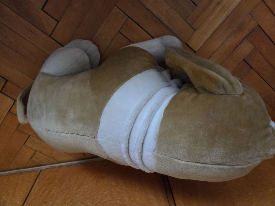 Голямо плюшено куче