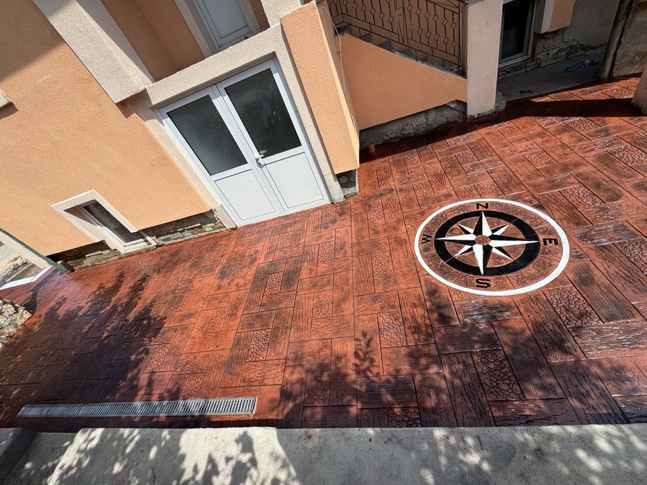 Изливане на Щампаван Бетон , Шлайфан и ресан бетон цяла България