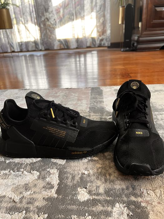 adidasi adidas negri