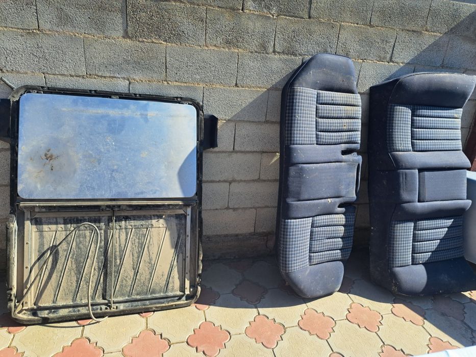 Продам запчасти на мерс 124 93г
