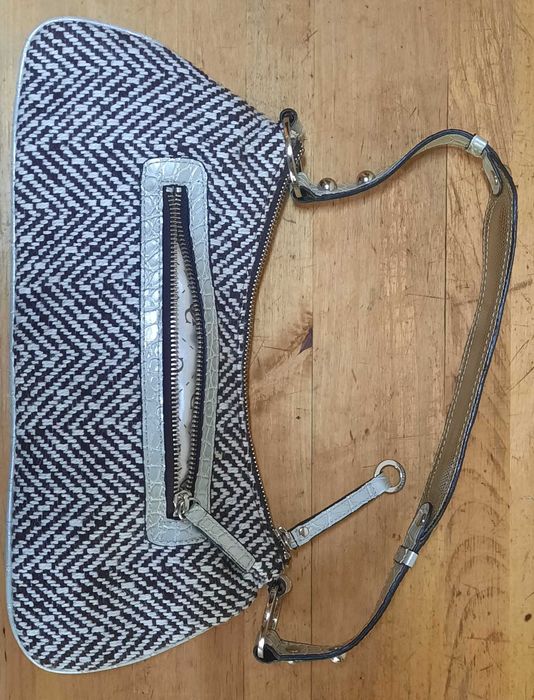 Geanta Guess,material textil și piele
