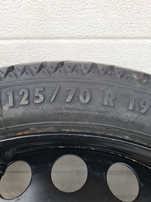 Оригинална резервна гума патерица за АУДИ AUDI 19 цола