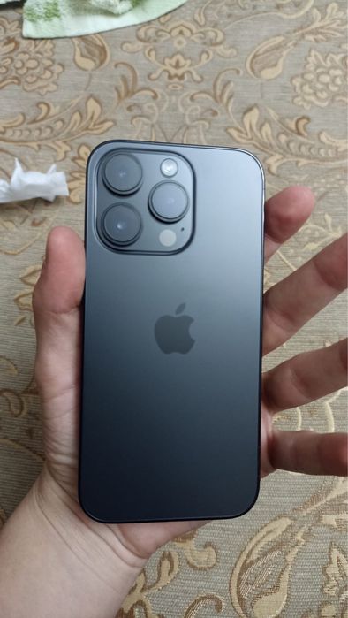 Айфон 14 про коробка имеется