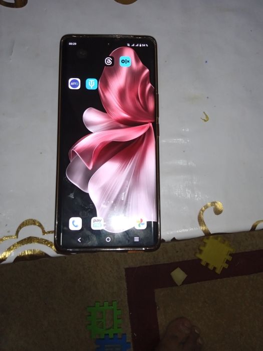 Телефон новый vivo 30e