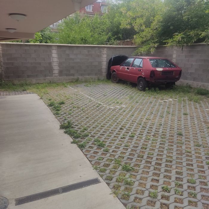 Продава се Гараж / Паркомясто в Пловдив, Изгрев - 15 кв.м за 1000 €/кв.м - Снимка #1