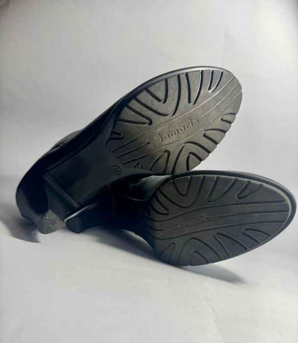 Дамски боти на ток от естествена кожа, Черни кожени боти, Tamaris, 37