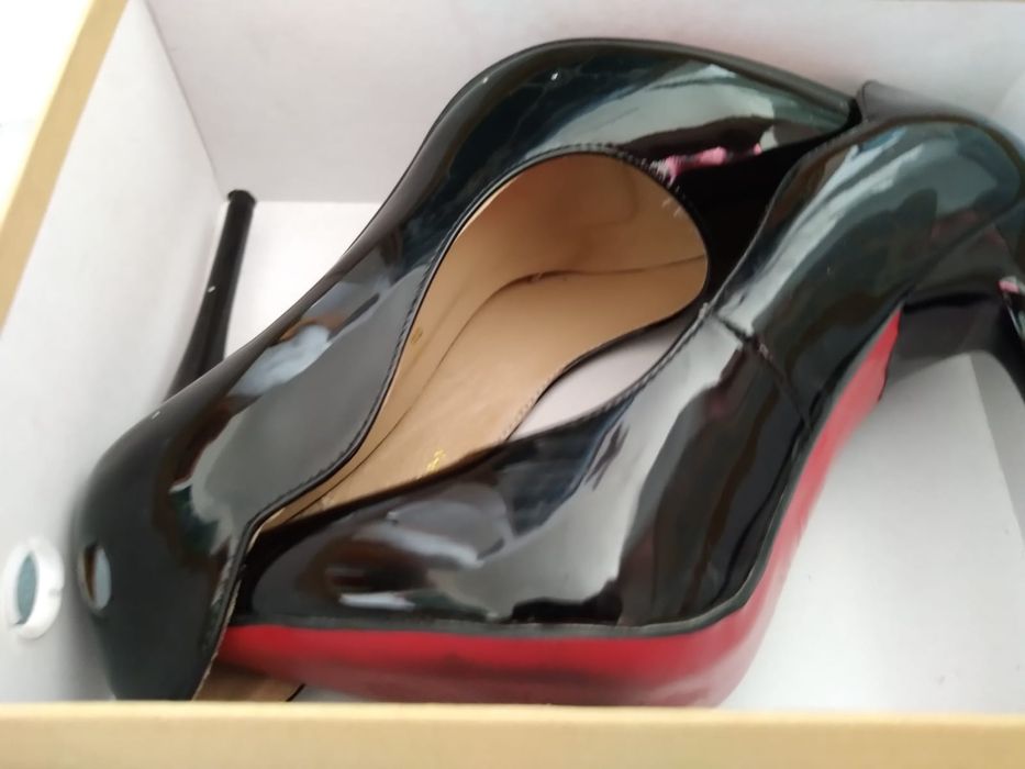 Продам туфли в отличном состоянии