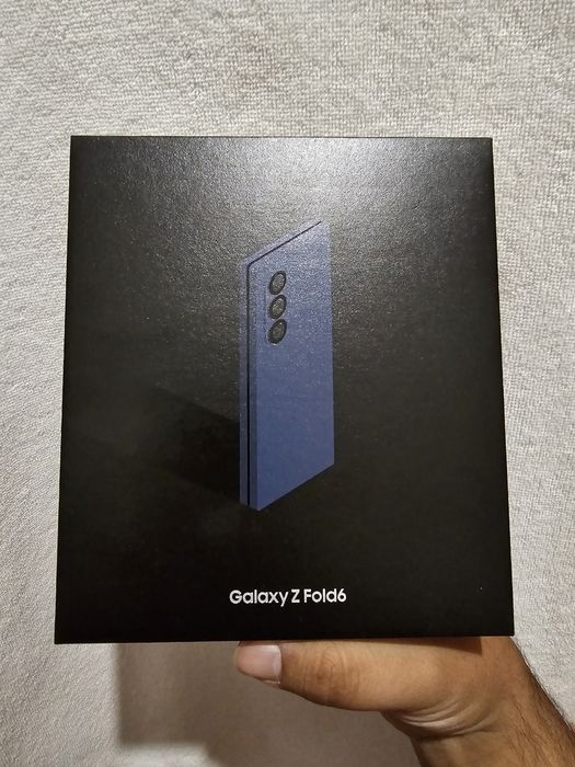 Samsung Galaxy Z Fold 6