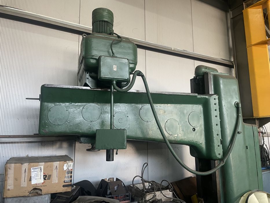 Радиална бормашина Елпром