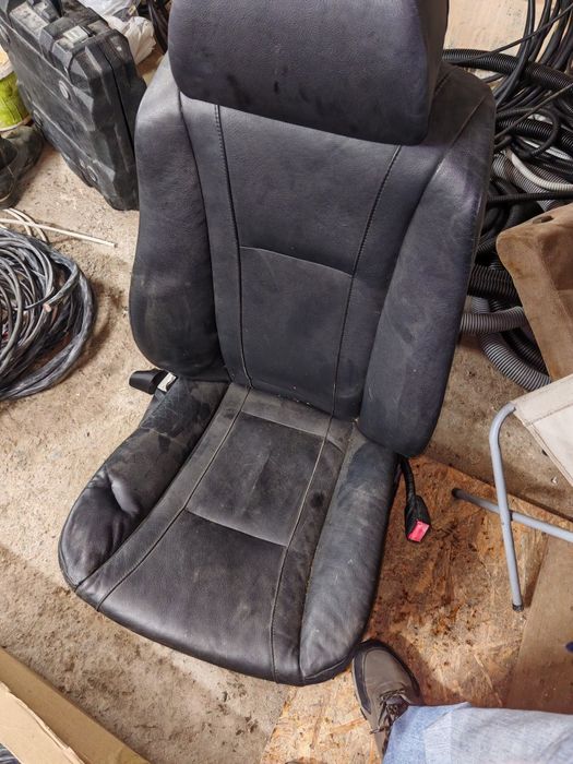 Сиденья передние bmw7 e65