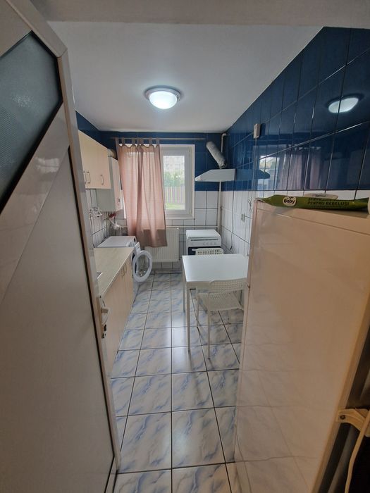 Proprietar vand apartament in Baicoi,zona blocuri Liliesti!