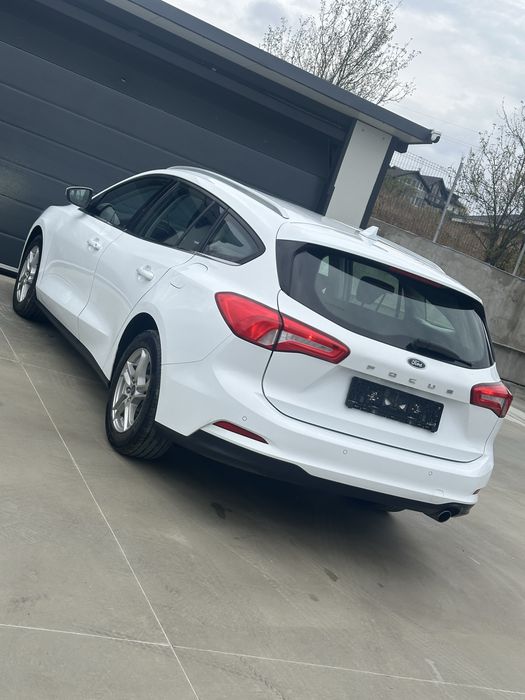 FORD Focus 2019 — imagine 4