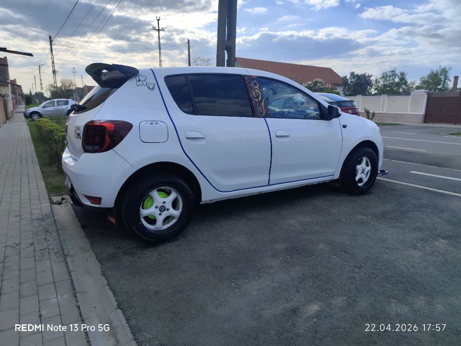 Vând Dacia Sandero