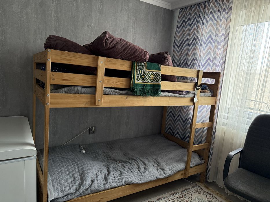 Кровать двухярусная