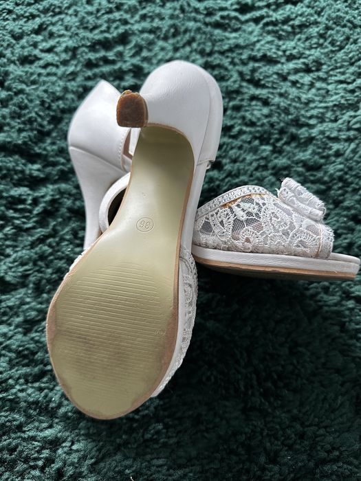 Pantofi de mireasa 36 de vanzare