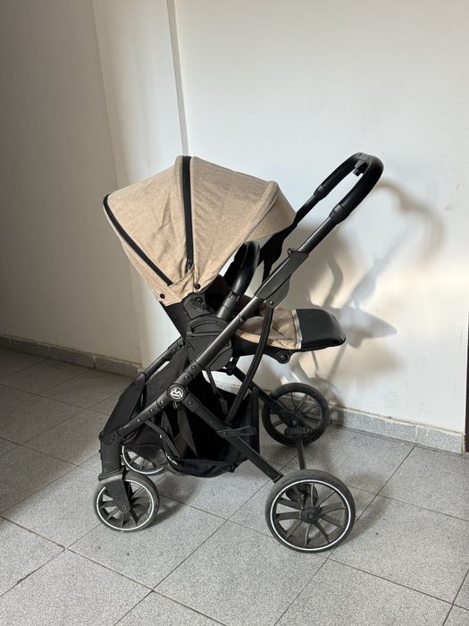 Продам коляска легкая