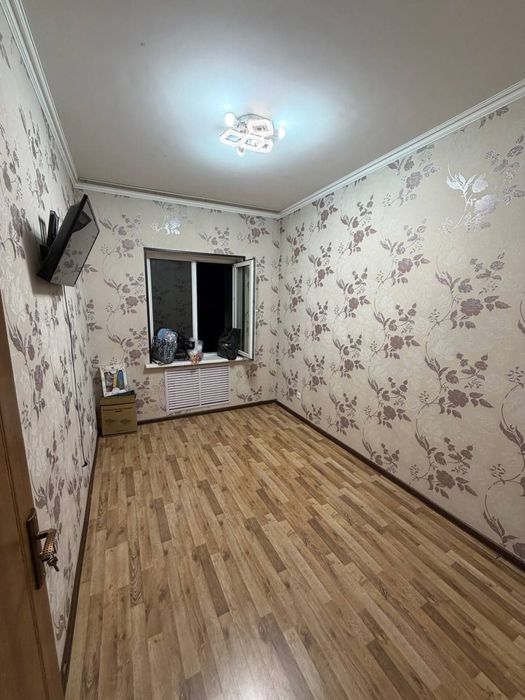 Algaritm 2 xona sotiladi SROCHNIY