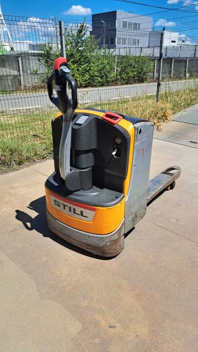 Transpalet electric pietonal