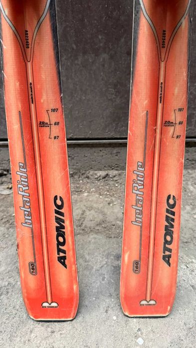 Schiuri Atomic BetaRide 10.20 cu legături Atomic 614, 180 cm