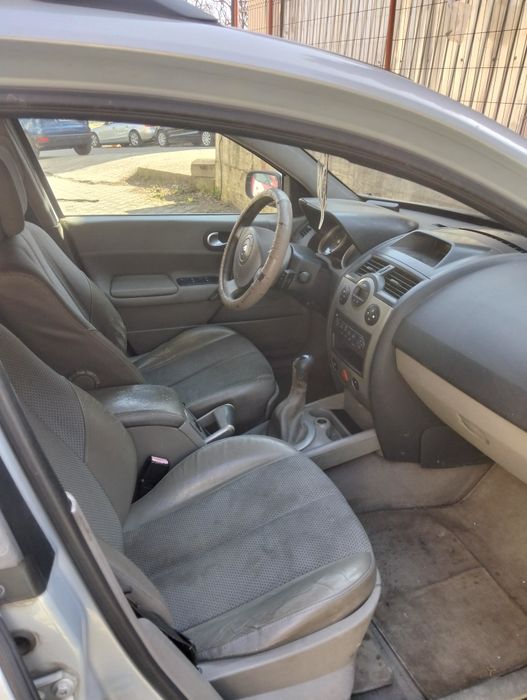 Vând Mașina Renault Megane