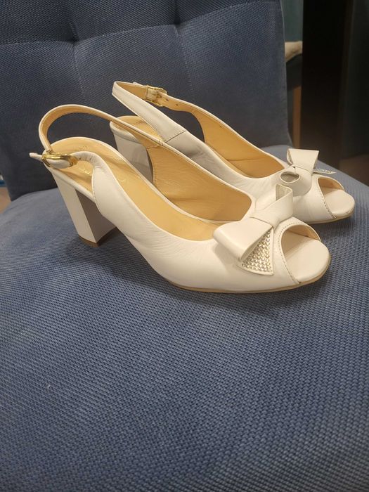 Официални сандали SARA PEN