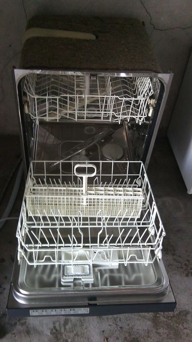 Швейцарска съдомиялна ZUG  ADORA 12 S за вграждане