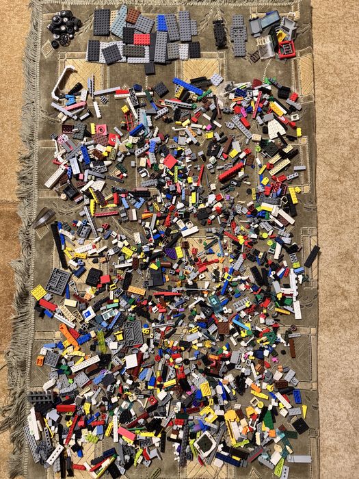Большой пакет лего деталей