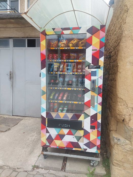 Вендинг автомат машина