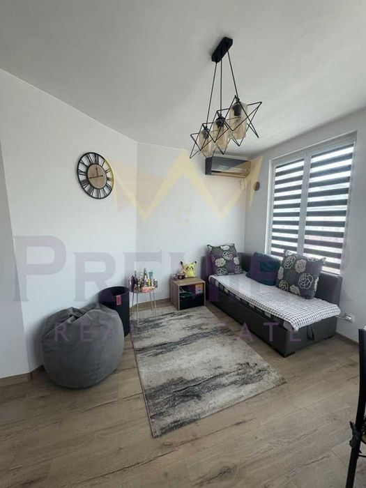 Продава се Двустаен апартамент в Бургас, Възраждане - 33 кв.м за 1345 €/кв.м - Снимка #2