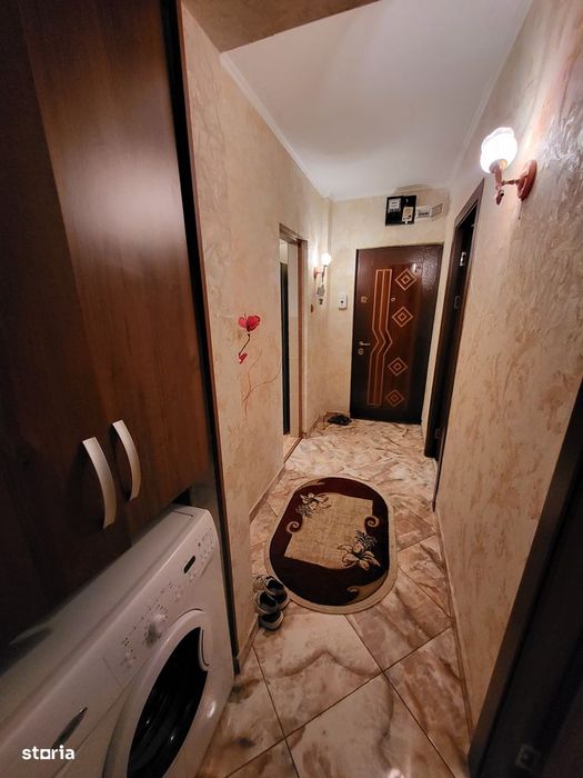 2 decomandate, etaj 1, RENOVAT SI MOBILAT, MICRO 38