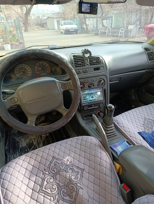 Митсубиси Галант 1994