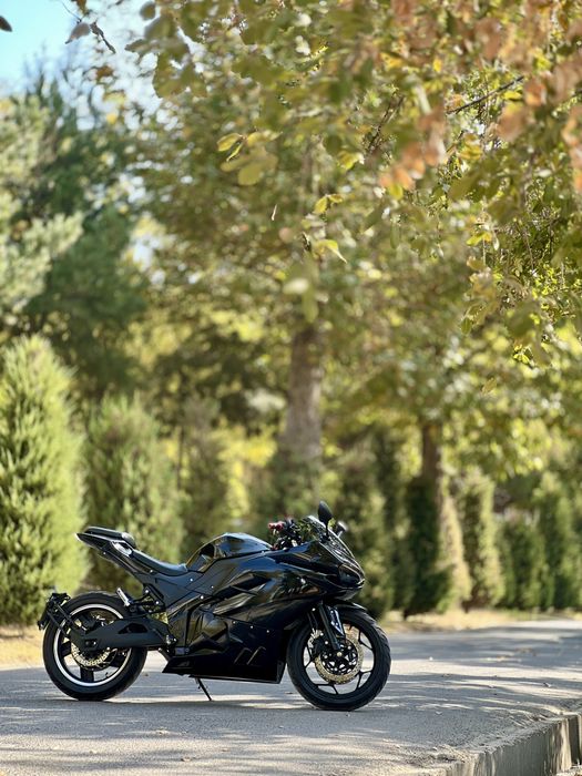 Elektr bayk Ducatti panigali