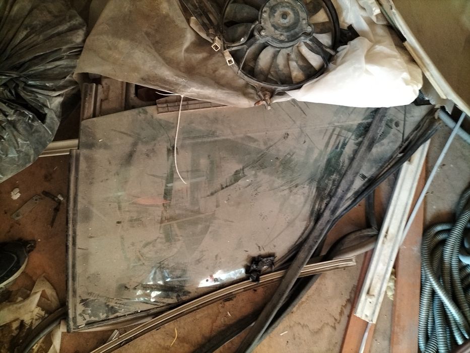 Продам запчасти на ауди 80