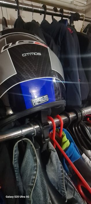 Мотошлем продам ls2