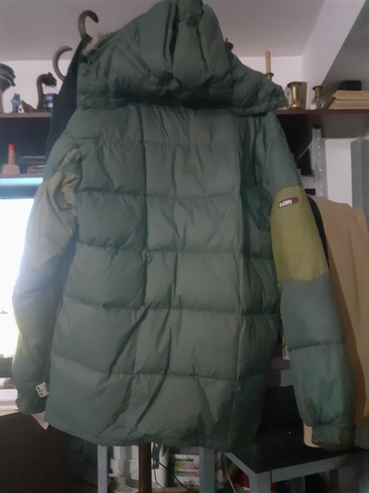 Яке 686 с пух за сноуборд