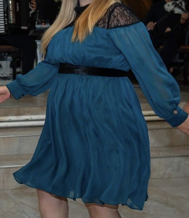 Rochie femei pana la genunchi