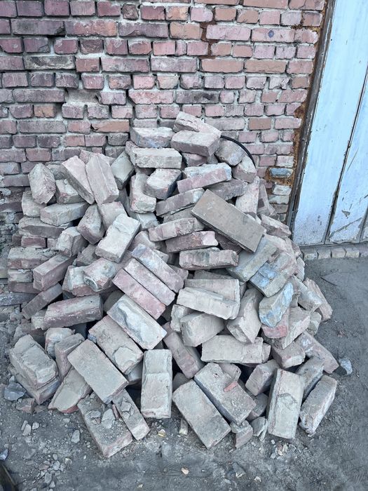Продам бу кирпич красный