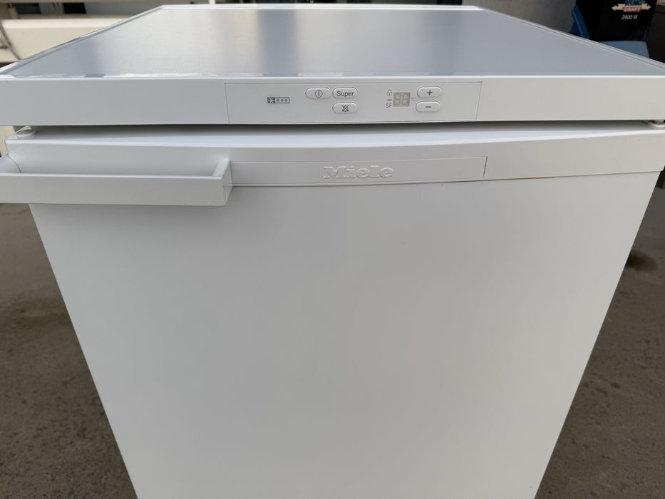 Малък фризер Миеле