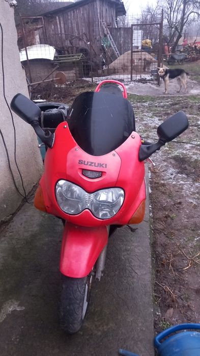 De vanzare motoreta uzuki
