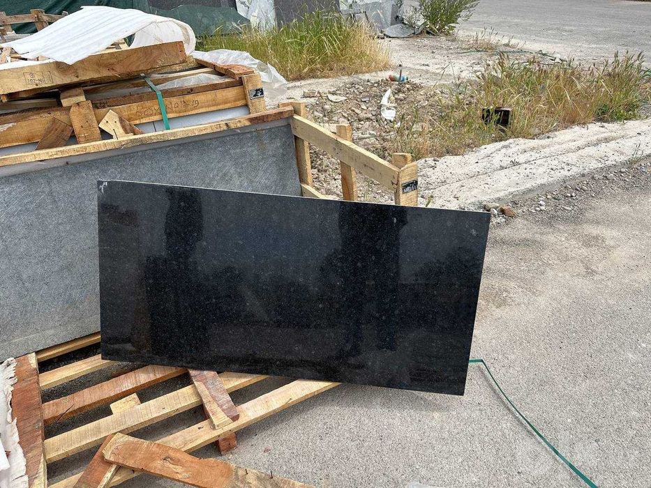 Гранит "Ash Black" от оптовика толщина 1.6-1.7сс