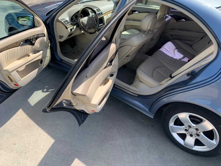 Dezmembrez mercedes e class w211 avangard/bara fata completa/stop/