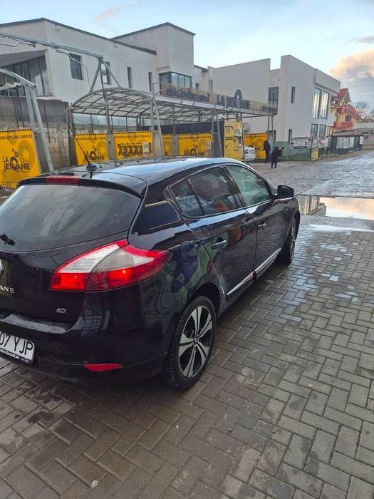 Renault Megane bose facelift.