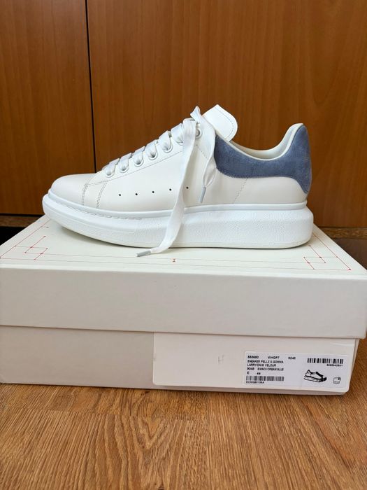 Alexander Mcqueen