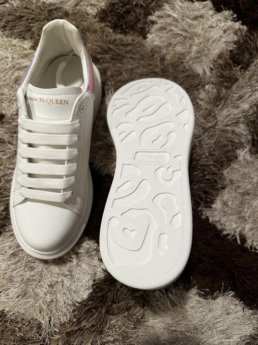Adidasi Alexander McQueen, Noi