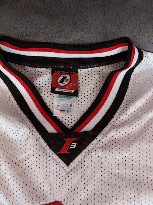 Vând Maiouri Baschet